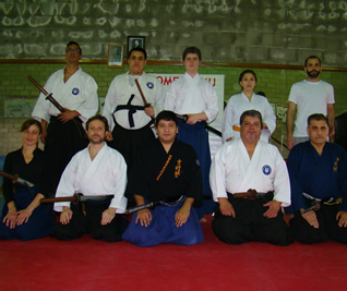 Clase para principiantes de Iaijutsu en Estudiantesde Caseros | Chikara Dojo